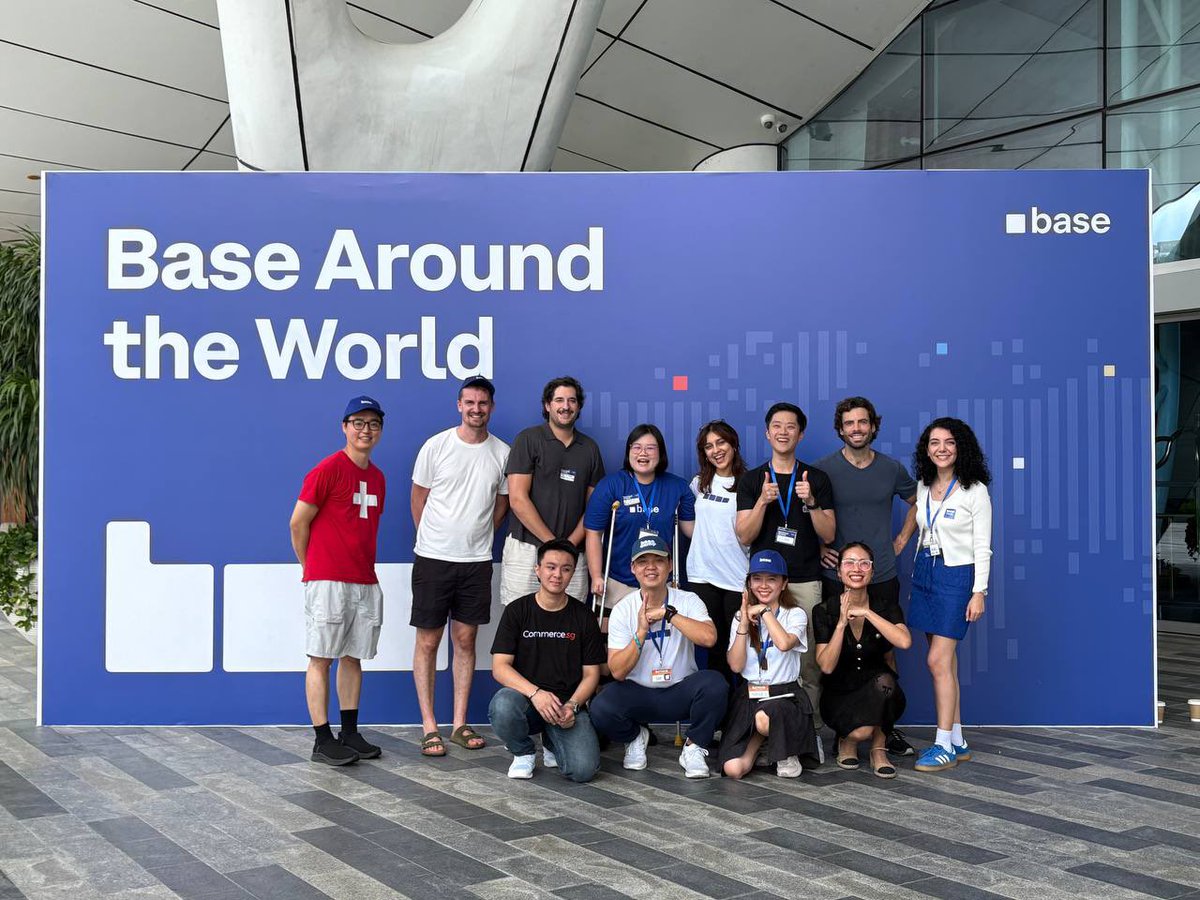 Nibel_eth's tweet image. Thank you to our @BaseinMY partners @DoctorInGaming @nonolee97 @activ8lab for making Base Around The World at @thenetworkstate a success 

@Base Untuk Semua Orang 🟦