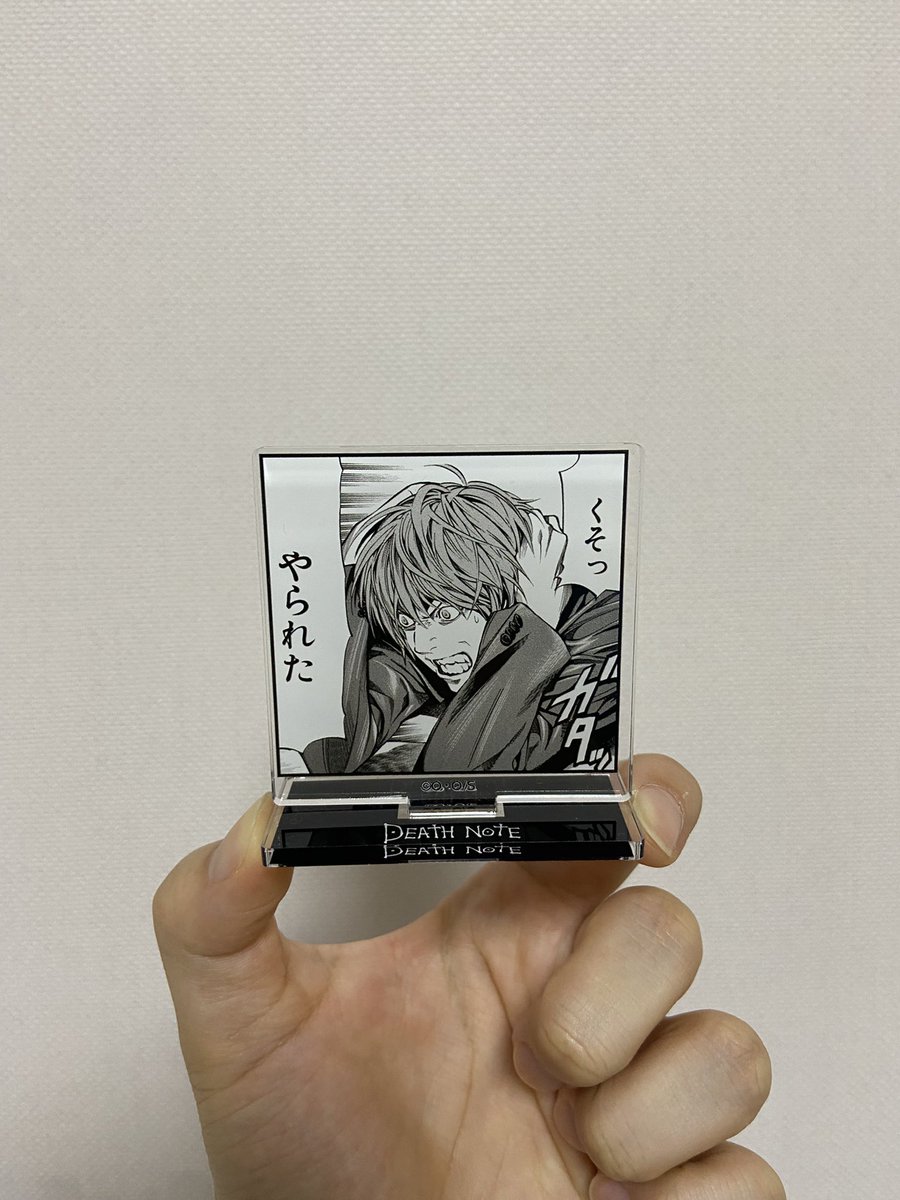 duswn01100's tweet photo. 오늘 데스노트 랜덤 가챠 도전함

라이토와 렘이 나왓는데 최애가 안 나와서 아쉽슨 다음에 또 해봐야겟어여 https://t.co/I9fDJwomO9