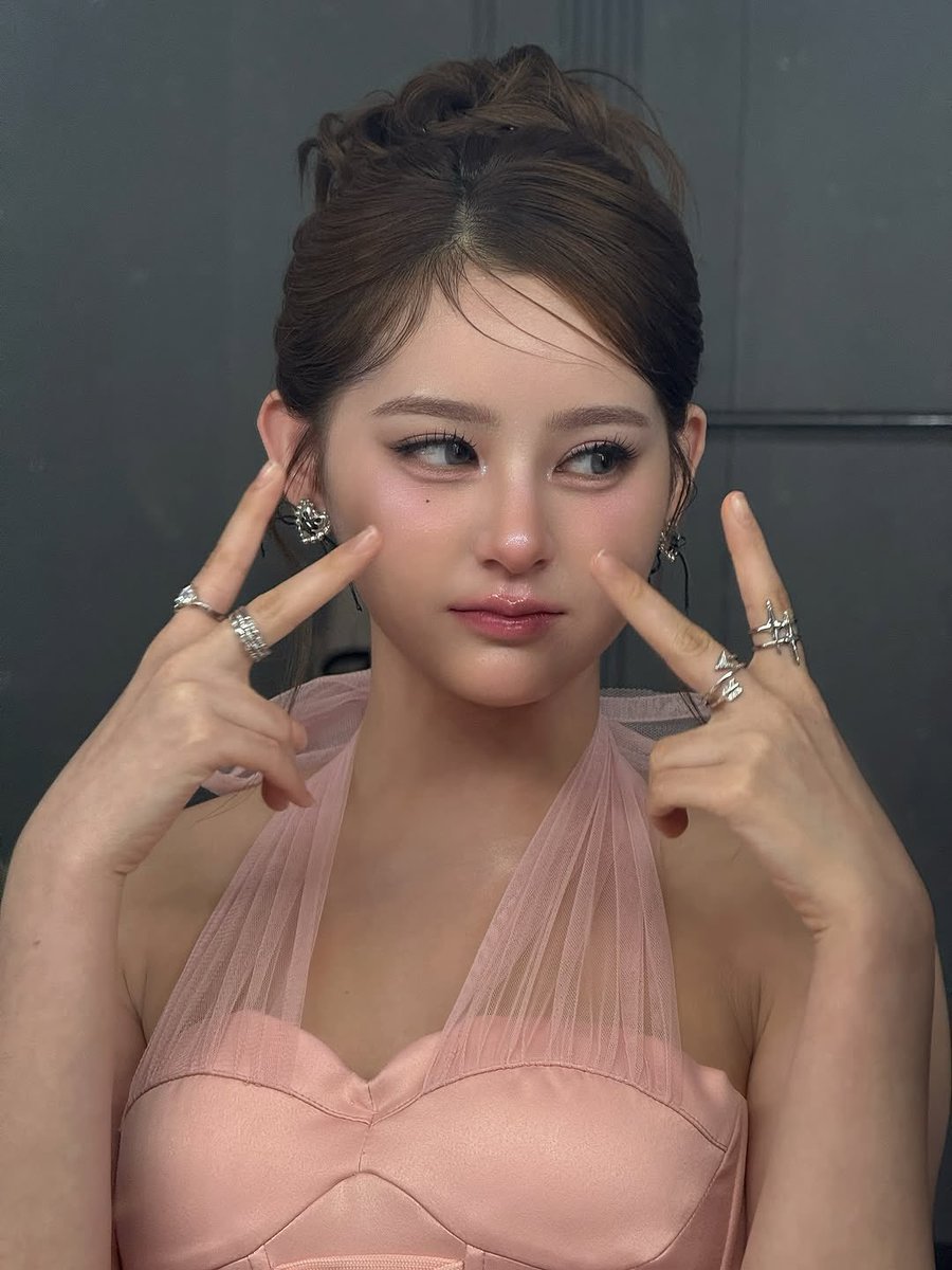 my pink princess 🎀

MIM CHIFFON RIBBON #meilindaxmimrattanawadee #mimrattanawadee