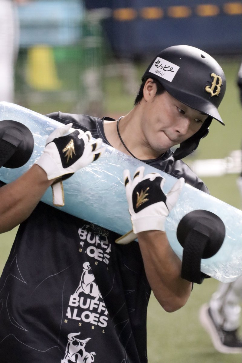 えくぼがたまらなく可愛い🧏🏻‍♀️🩷 250929 #廣岡大志 #Bs2025