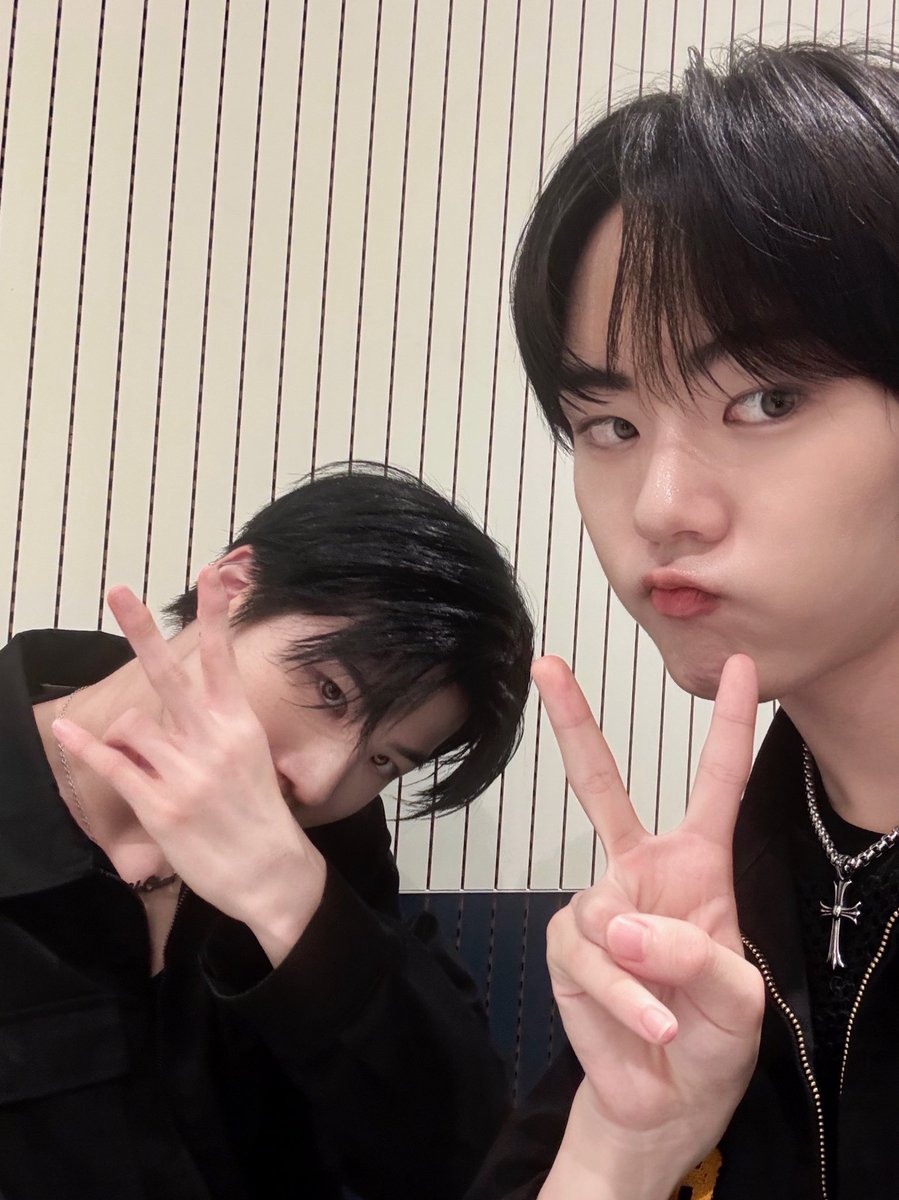 hetjzxhw_'s tweet photo. 아기인데오빠오빠인데아기 https://t.co/NeFYP4TRv7