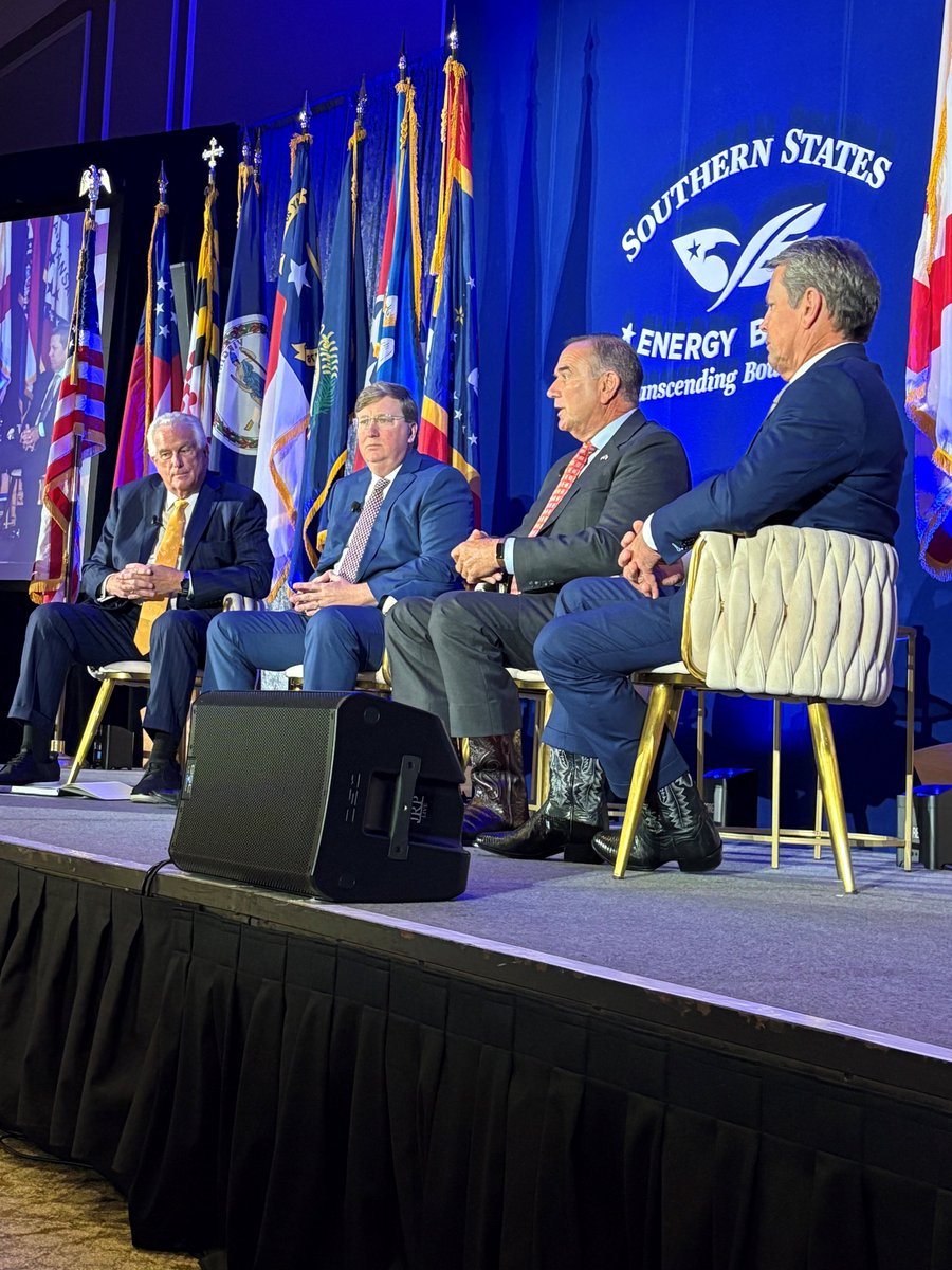 In Alabama yesterday for the Southern States Energy Board annual meeting to highlight Missouri's efforts to attract new industry, support job growth, and maintain affordable, reliable energy for our citizens.

Great conversations with <a href="/GovernorKayIvey/">Governor Kay Ivey</a>, <a href="/tatereeves/">Governor Tate Reeves</a>, and <a href="/GovKemp/">Governor Brian P. Kemp</a>