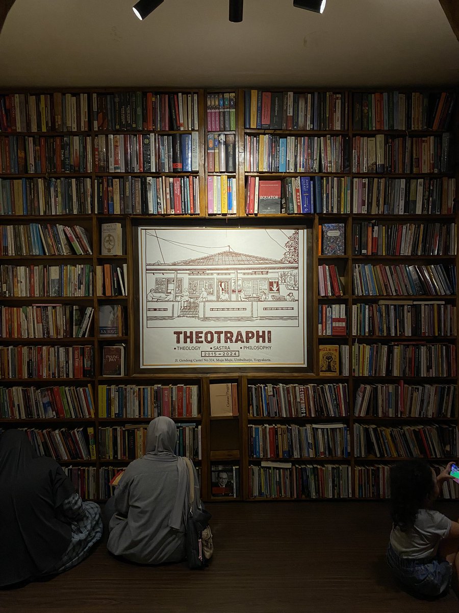 philosophia tweet media