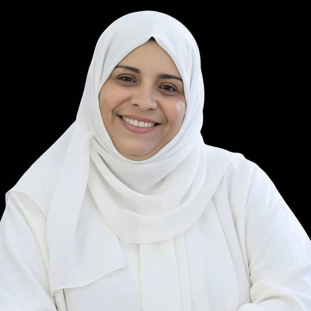 محمد العامري (@mmdlmry78896209) on Twitter photo لتخليد ذكرى الشهيدة افتهان المشهري قضت توجيهات مجلس القيادة بالآتي:ـ
 إطلاق اسمها على الشارع الذي تم اغتيالها فيه. ـ إعلان "يوم افتهان" كيوم سنوي للنظافة والمبادرات المجتمعية في المحافظة
 - إقرار جائزة سنوية باسمها تمنح للموظف أو الموظفة المثالية في الخدمات البلدية والبيئية لتخليد ذكرى الشهيدة افتهان المشهري قضت توجيهات مجلس القيادة بالآتي:ـ
 إطلاق اسمها على الشارع الذي تم اغتيالها فيه. ـ إعلان "يوم افتهان" كيوم سنوي للنظافة والمبادرات المجتمعية في المحافظة
 - إقرار جائزة سنوية باسمها تمنح للموظف أو الموظفة المثالية في الخدمات البلدية والبيئية