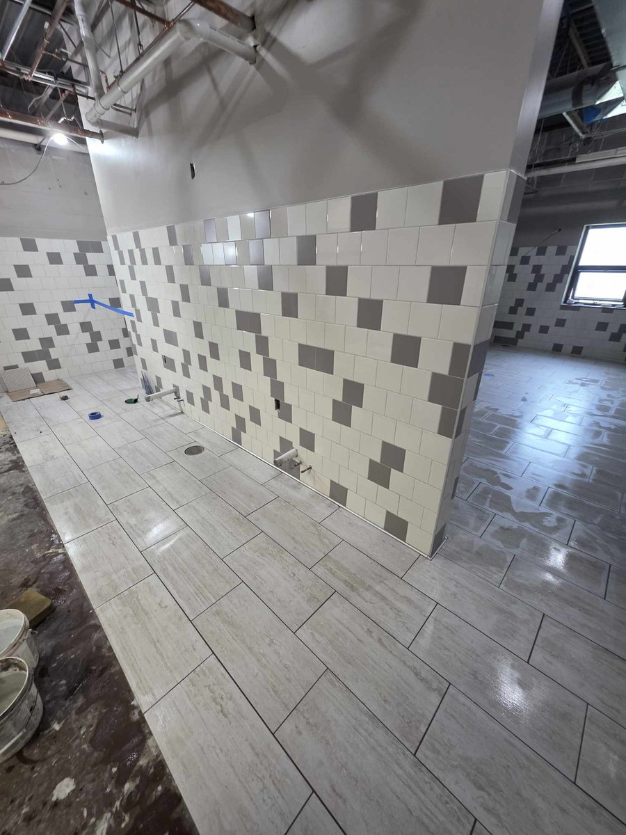 GrazziniBros's tweet image. Grazzini Brothers installed 4,150 square feet of tile at Willow Lake School in Willow Lake, South Dakota.

#NTCA #TileInstallation