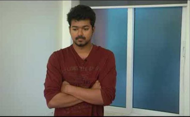 "CM Sir" 

அம்மா... தாயே! என
நின்று கொண்டே ...
கைகட்டி,
வாய் பொத்தி ...
வீடியோ போட்டவனை ...

இப்படி,
உட்கார வைத்து...
"CM Sir" என சவால் விட வெச்சது தான் சார்...

உங்க "டக்"கு!

அதான் சார்...
உங்க பாஷையில்,
"அரசியல் நாகரீகம்".