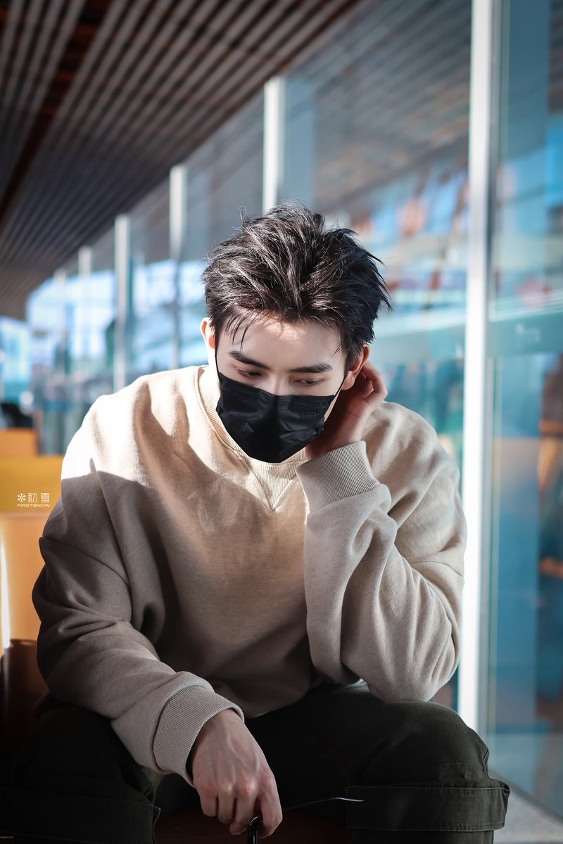 일팔 tweet media