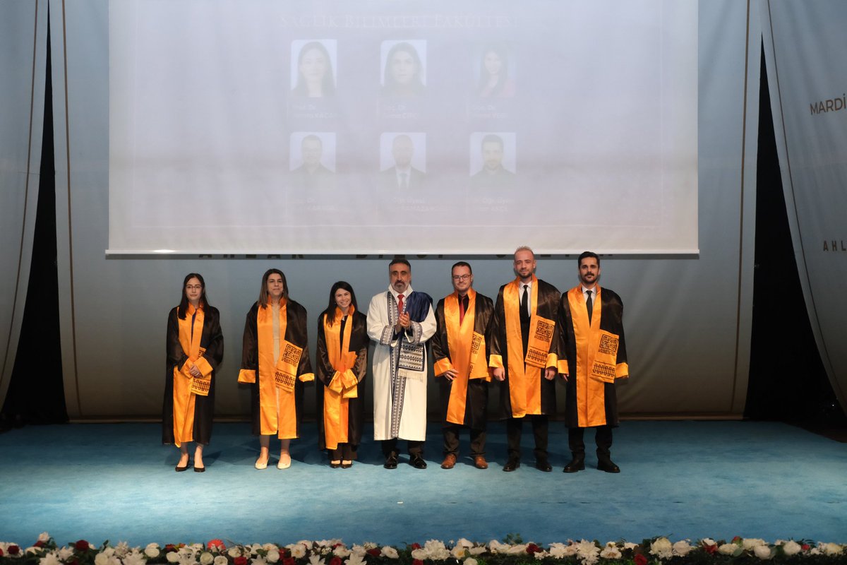 2025-2026 Akademik Yılı Değerlendirme, Ödül ve Cübbe Giyme Töreni’nde; fakültemizden en fazla bilimsel yayın üreten 3 akademisyenimiz ile unvanlarında ilerleme kaydeden değerli akademisyenlerimizi tebrik ediyor, başarılarının devamını diliyoruz.

<a href="/ibrahimozcosar/">ibrahim özcoşar</a>
<a href="/resityildiz79/">Reşit YILDIZ</a>