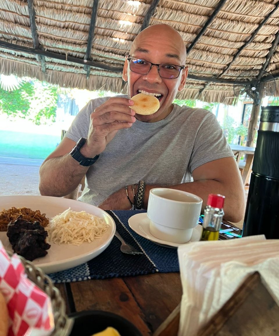 zaxdrobles's tweet photo. #VidaYEstilo
📌 La #Arepa 🫓 es de 🇻🇪
Con alegría y sabrosura!!!
--> Comenzamos este amanecer 🌅 desde
#ElParaisoDelViento
En #Adicora #Falcón #Vzla
Que tengan todos un día bonito y de #Plenitud https://t.co/1CljUvQEt7
