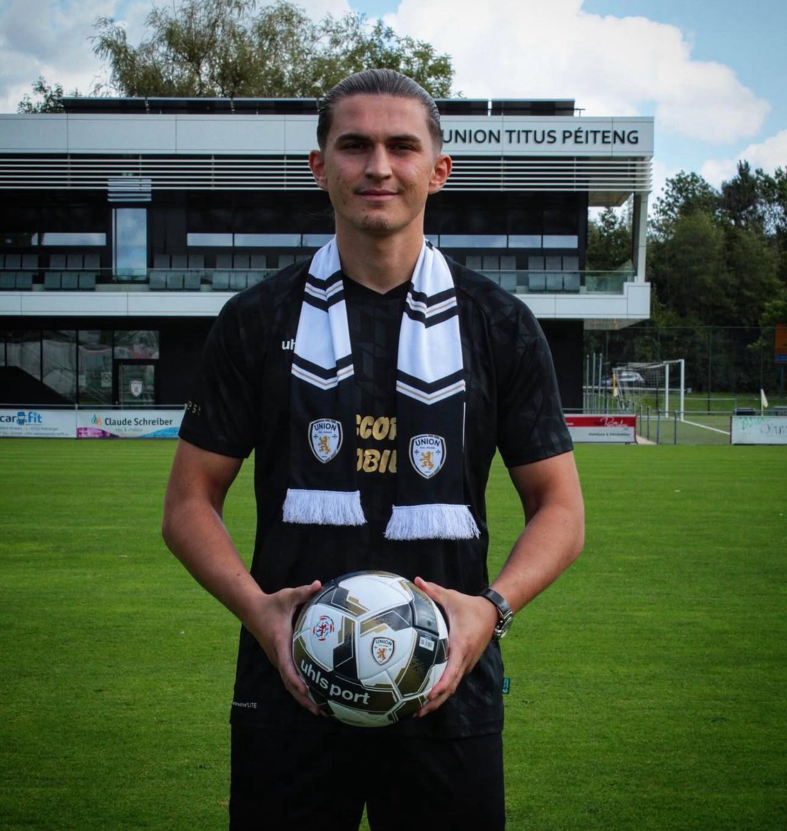 🇱🇺 De BGL Ligue is een Avonturier rijker. Arian Kastrati speelt voortaan in Luxemburg. De aanvaller, die vanwege een blessure ruim een jaar clubloos was, heeft getekend voor Union Titus Pétange. Maak er een mooie tijd van in het Groothertogdom, Arian! 🙌