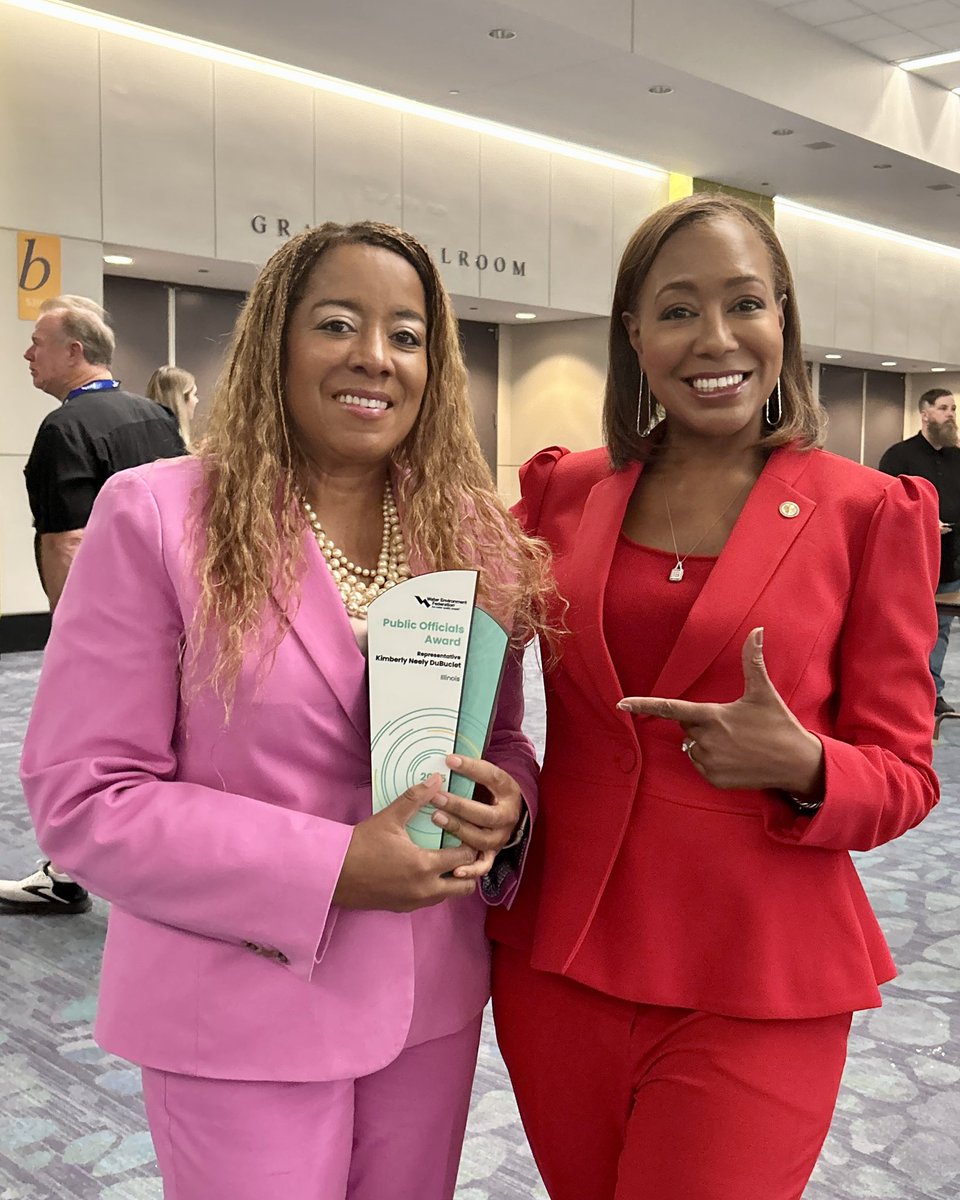 MWRDGC's tweet image. Congratulations to Illinois State Rep. Kimberly Neely duBuclet, District 5, on receiving the @WEForg Public Officials Award at #WEFTEC on Sept. 29! The former MWRD vice president was recognized on for her service and contributions.

#WEFTEC25 #MWRD #CookCounty #Chicago #Illinois