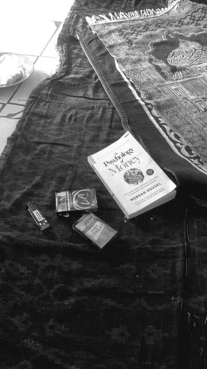 Agunggpratama__'s tweet image. Kembali membaca setelah sekian lama
#pertama☝🏻