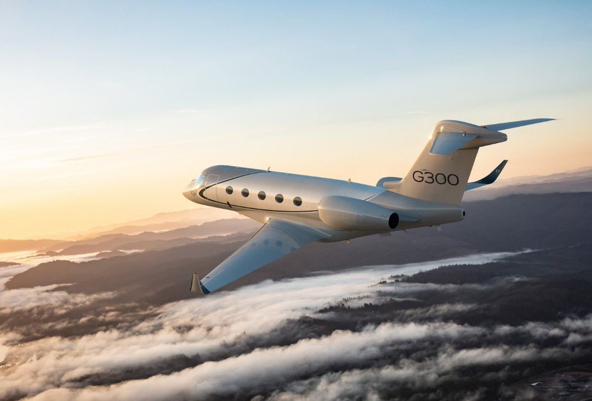 GlobalAir's tweet image. #BREAKING The super-midsize Gulfstream G300 will feature the jet maker&apos;s Panoramic Oval Windows and a Harmony Flight Deck will come packed with next-gen pilot tools and avionics.

globalair.com/articles/gulfs…

#bizav #gulfstream #300 #privatejet