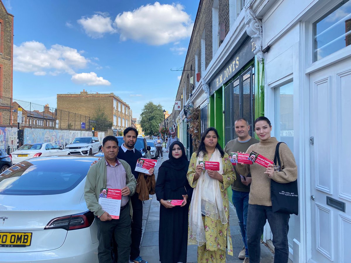 CllrSirajIslam's tweet image. On this gorgeous sunny day we were speaking with residnts of lovely Weavers Ward. Warm reception and lots of support for @TH_Labour Great to hear about residents priorities for Tower Hamlets. My thanks to the canvass team for coming out today.