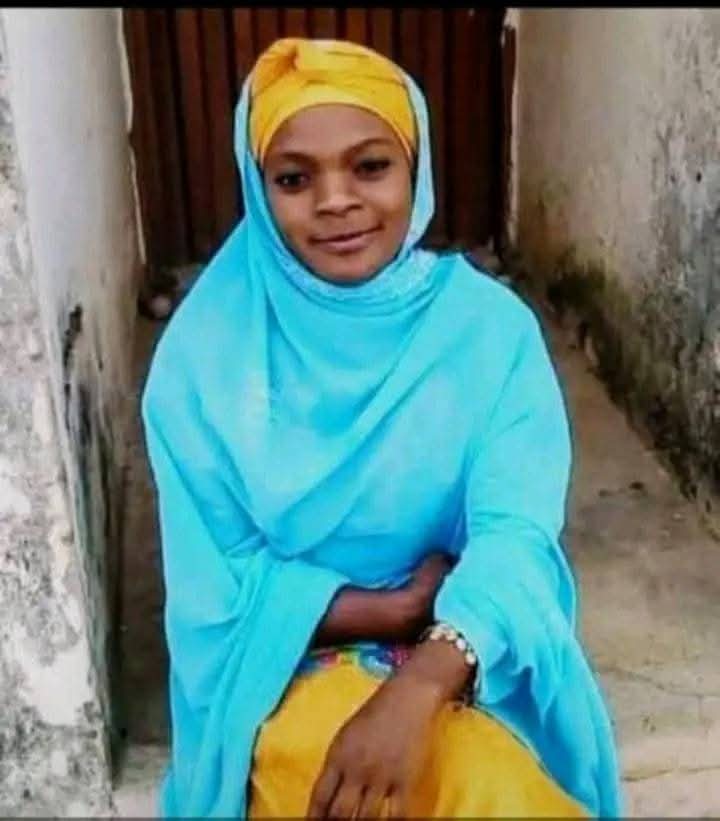 MetoricPost's tweet photo. Missing Lecturer’s Daughter Found Dead in Bauchi - https://t.co/gNahpn7cNl https://t.co/YqfBGP1XFs