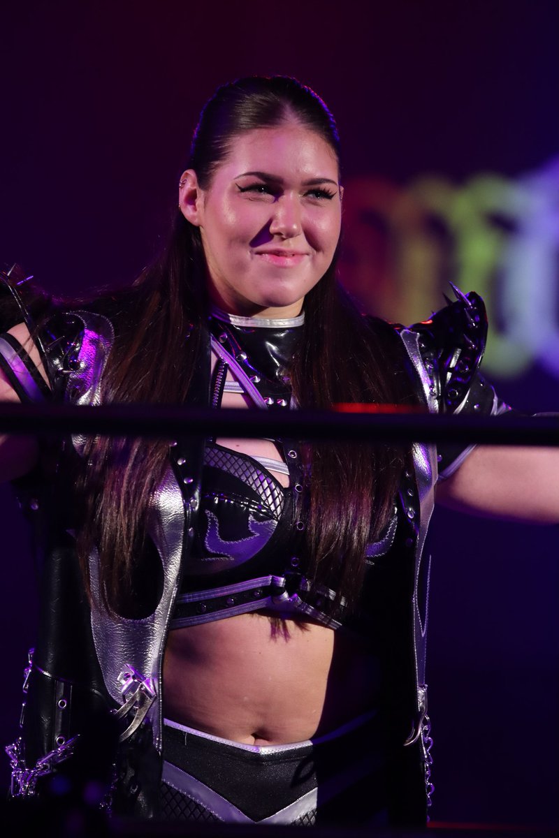 1976aurora's tweet image. 2025.9.27 スターダム
後楽園ホール大会
ボジラさんです🤗
#STARDOM
#Bozilla