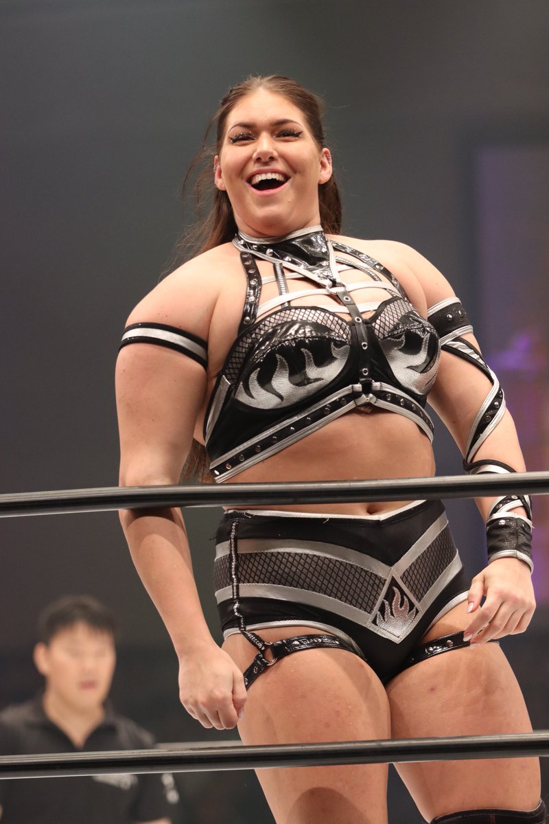 1976aurora's tweet image. 2025.9.27 スターダム
後楽園ホール大会
ボジラさんです🤗
#STARDOM
#Bozilla