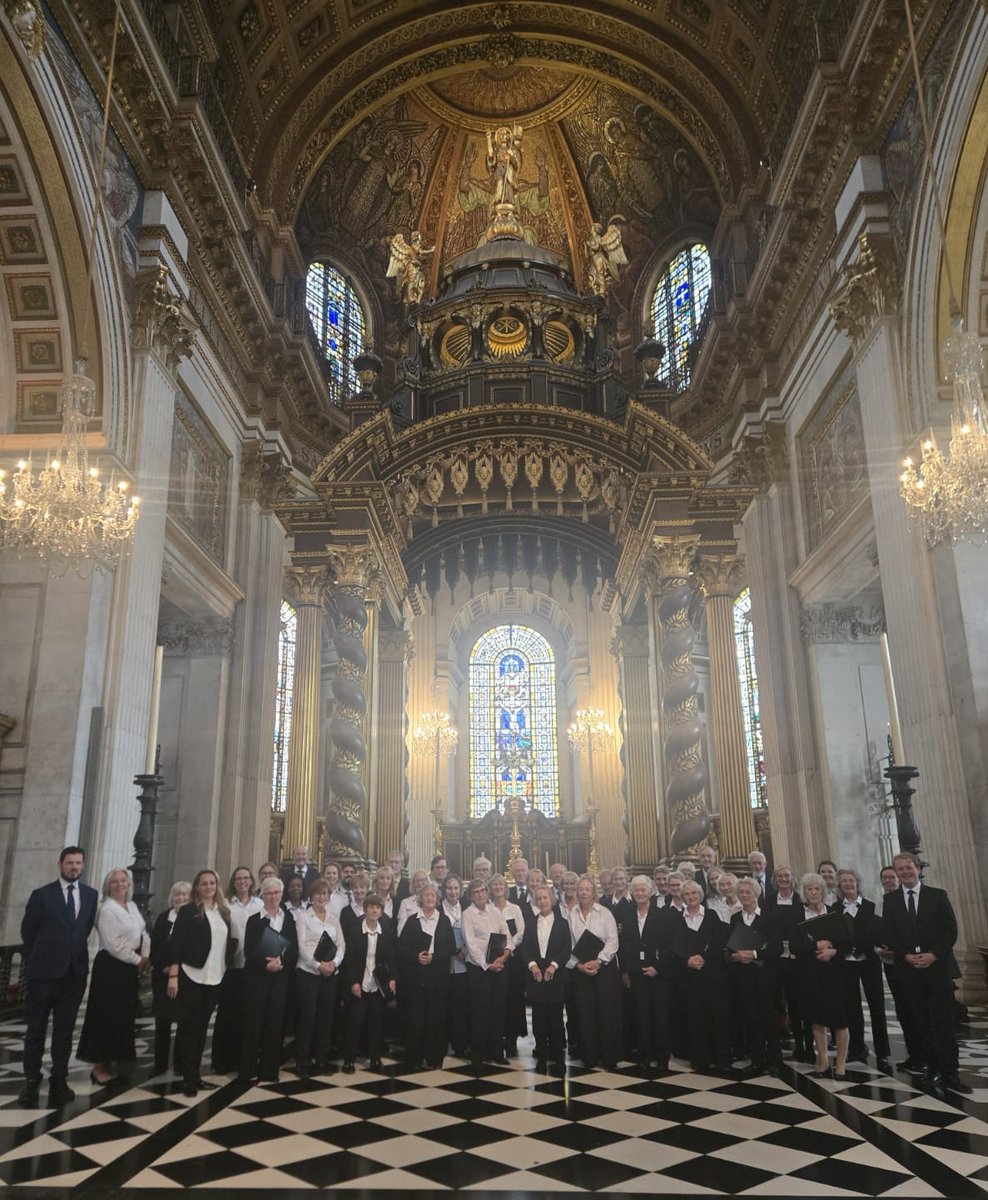 A wonderfully inspiring experience singing at the Eucharist service <a href="/StPaulsLondon/">St Paul's Cathedral</a> yesterday. Lovely to be reunited with <a href="/JamesOrford/">James Orford</a> who exhibited his brilliance on the cathedral organ. Led superbly as always by@ h_bradford96, with support from accompanist <a href="/RichardJMLeach/">Richard Leach</a>