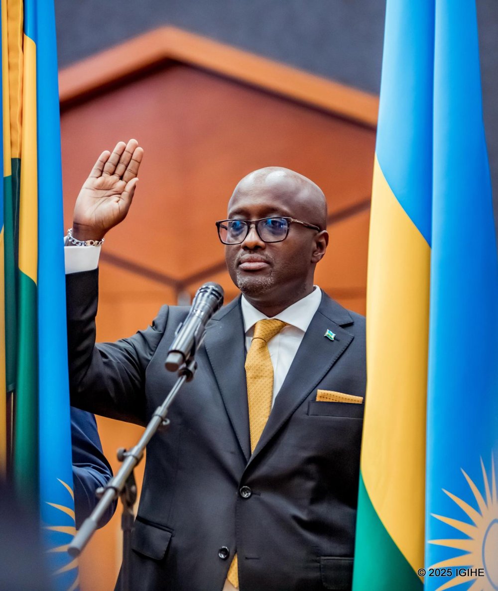 #RDC/#Rwanda: le ministre MAE rwandais, <a href="/onduhungirehe/">Olivier J.P. Nduhungirehe</a> accuse le gouvernement congolais de n'avoir jamais ratifié l'accord de paix de #Washington, indiquant que #Kinshasa s'éloigne encore plus de la paix que toute la communauté internationale appelle de ses voeux.