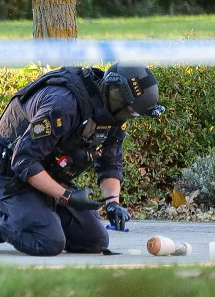 jnyboy's tweet image. 🚨 BREAKING 🚨 #osint Newark, Delaware: Federal authorities released press statement regarding #antifa improvised explosive devices disguised as common household items known as a &quot;fleshlight.&quot; 23 Delawareans injured in the explosion.