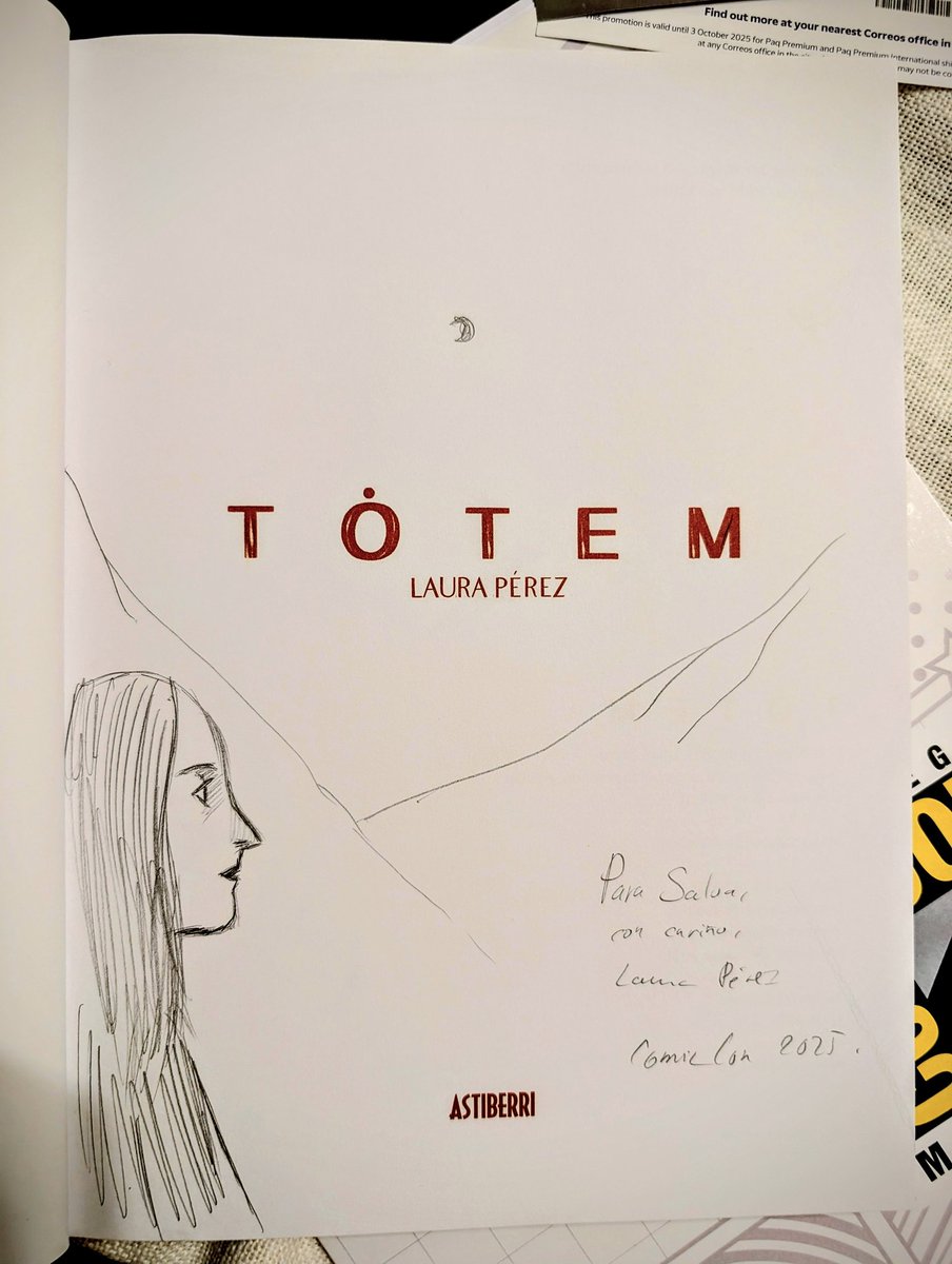 Gracias infinitas a <a href="/lauraperezgr/">Laura Pérez</a> por su MasterClass en la #ComicConMálaga y por su amabilidad y paciencia para firmarme "Tótem" de pie en mitad del pasillo 🙏🏻😍♥️.

#SDCCMálaga