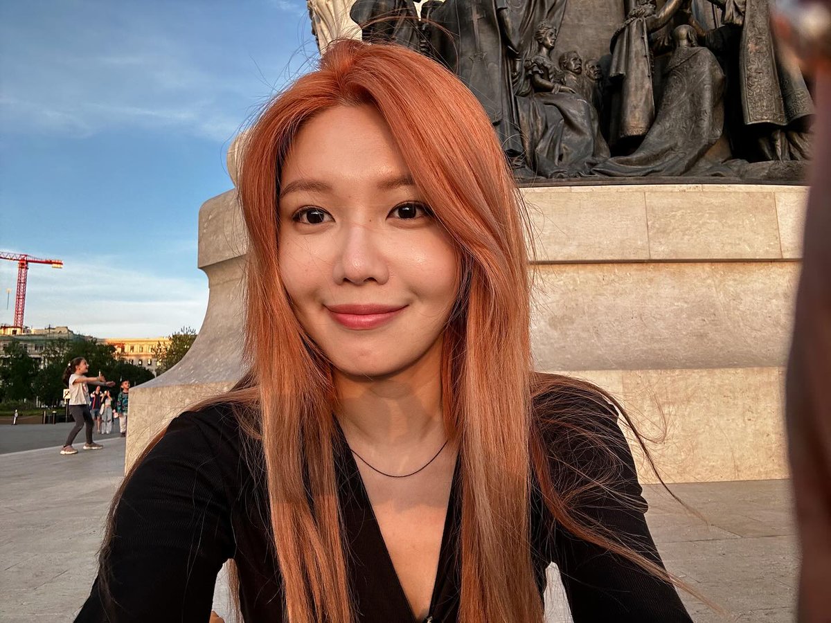 sooyoung tweet media