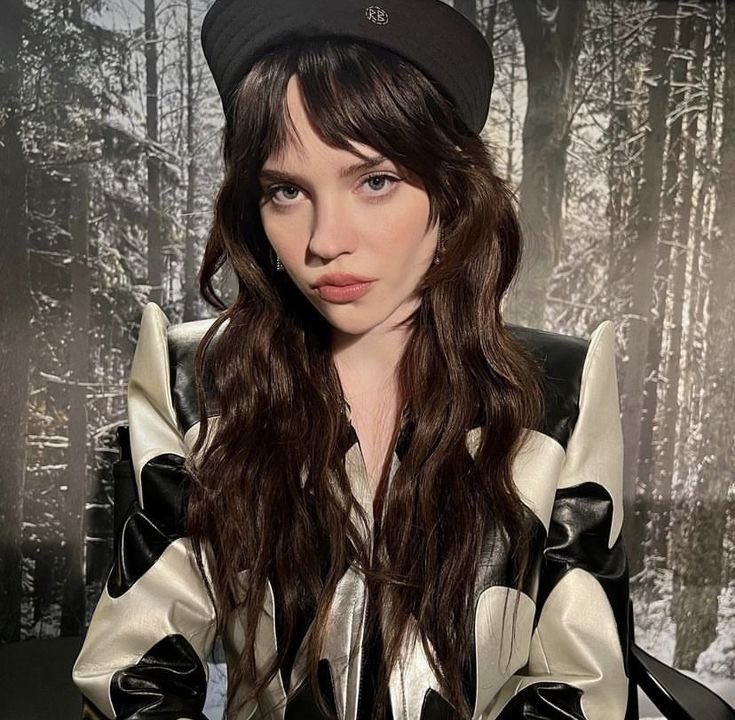 sophie thatcher files (@soapyfiles) on Twitter photo 