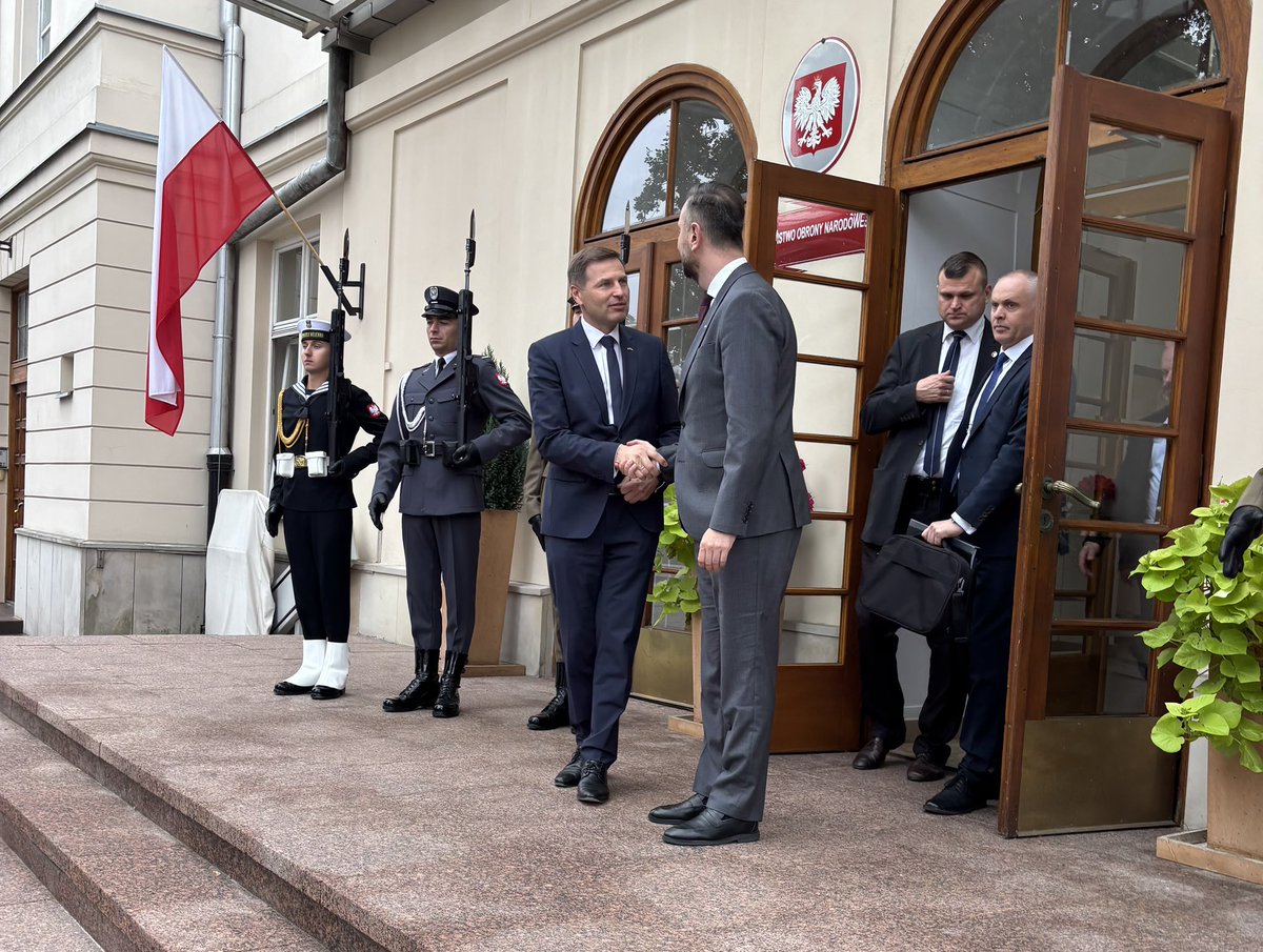 Miko Haljas (@mikohaljas) on Twitter photo Minister of Defence of Estonia Hanno Pevkur <a href="/HPevkur/">Hanno Pevkur</a> met Minister of Defence of Poland Wladislaw Kosiniak-Kamysz <a href="/KosiniakKamysz/">Władysław Kosiniak-Kamysz</a> today in Warsaw. Very good discussion on moving defense capability development forward on the Eastern flank, incl through defense industry and Minister of Defence of Estonia Hanno Pevkur <a href="/HPevkur/">Hanno Pevkur</a> met Minister of Defence of Poland Wladislaw Kosiniak-Kamysz <a href="/KosiniakKamysz/">Władysław Kosiniak-Kamysz</a> today in Warsaw. Very good discussion on moving defense capability development forward on the Eastern flank, incl through defense industry and