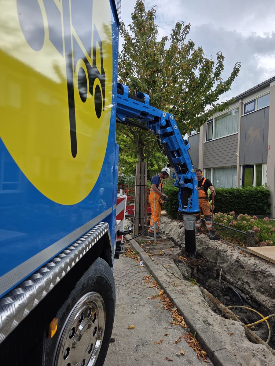 Dat #grondzuigen veelzijdig is hebben we heel al vaak laten zien, maar voor het geval jullie het vergeten zijn toch weer wat mooie klussen in beeld 😜🤩
 
#grondzuigen is #veilig #gravenzonderschade #veelzijdig &amp; superleuk 👏
 
PS: Wat vindt jij de mooiste klussen om te zien?