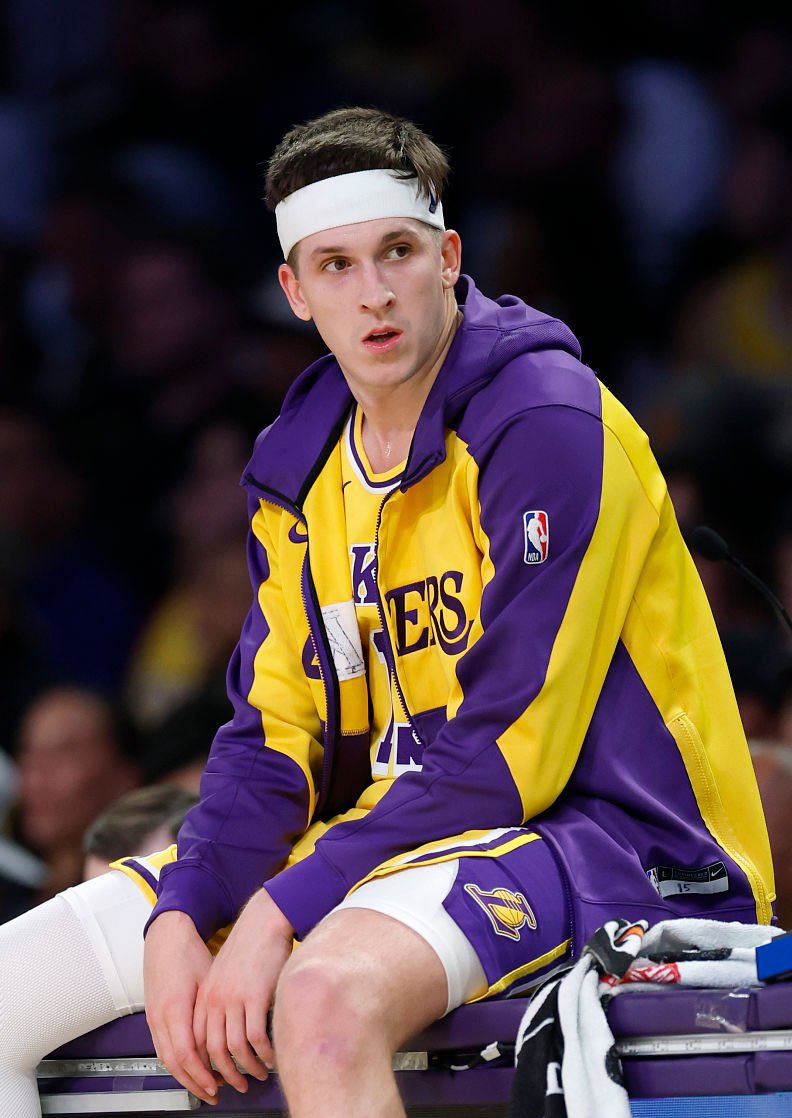 Austin Reaves says he can be an All-Star but doesn’t want to become one on a bad team

“I feel like I could be an All-Star. But all of that is, in my opinion, relative. Thank God I play with Luka and  LeBron. I don’t want to be in a situation where I’m just going out chucking,