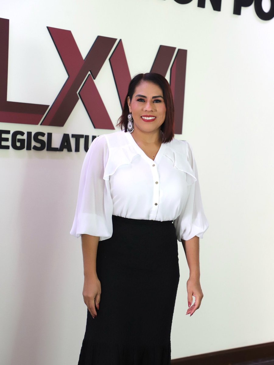 ☀️ Bonito Martes 🙋🏻‍♀️Iniciamos con mucho ánimo y compromiso en una nueva jornada en el <a href="/CongresoOaxaca_/">Poder Legislativo Oaxaca</a> 

Nos espera un día largo de trabajo legislativo, con la convicción de que cada decisión cuenta para construir un mejor Oaxaca. 💪📜

 #TrabajoLegislativo #ConElCorazónPorOaxaca