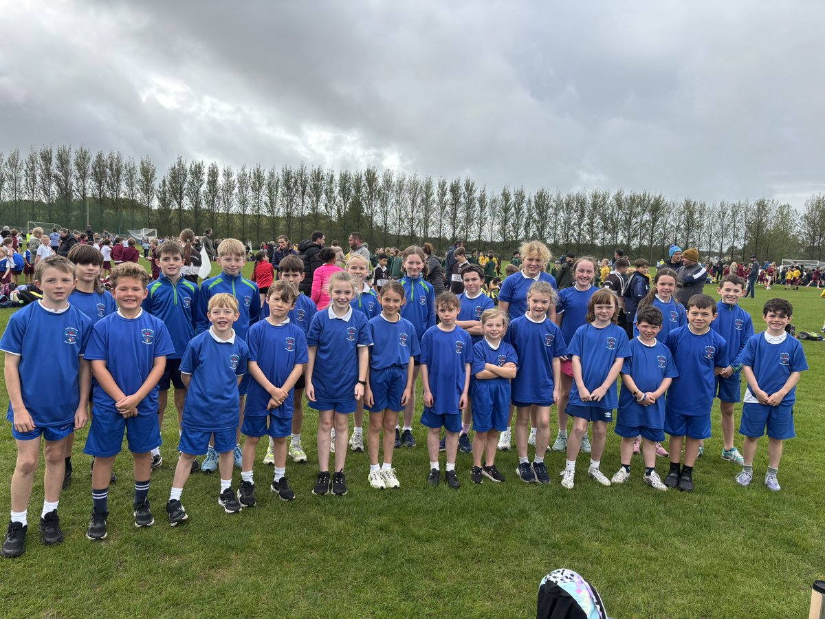 Bhí lá iontach againn ag an lúthchleasaíocht san RSC inniú agus thángamar abhaile le go leor boinn🥇🥈🥉 maith sibh go léir a pháistí!👏🏼