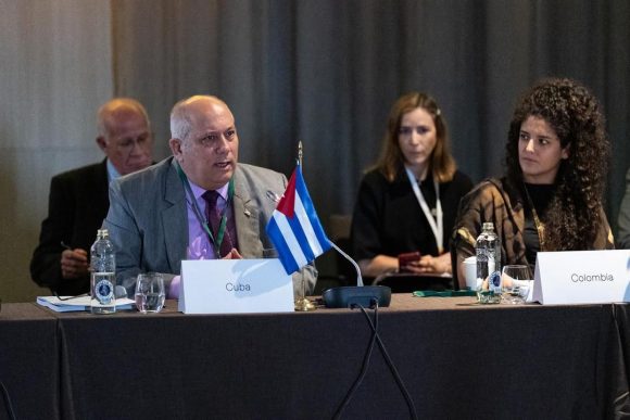 Ministro de Cultura cubano participa en Mondiacult 2025, preside la delegación de nuestro país a la III Conferencia Mundial de la Unesco sobre Políticas Culturales y Desarrollo Sostenible inaugurada hoy en Barcelona. #CubaPorLaCultura #LatirAvileño