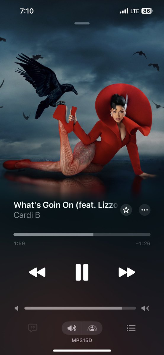 splexipebbles's tweet image. #Whatsgoinon on repeat #AmITheDrama