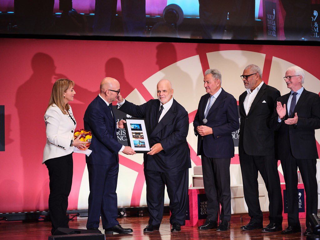 Comin & Partners tweet media