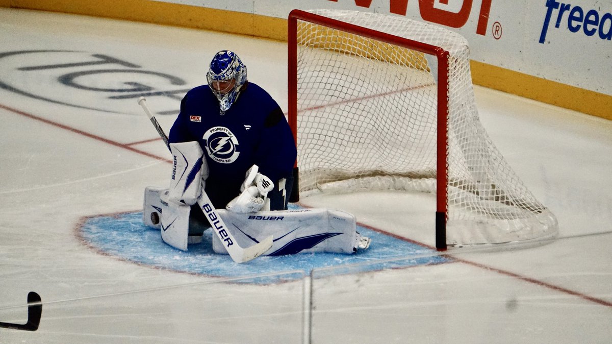 EddieInTheYard's tweet image. Some practice shots of Andrei Vasilevskiy’s return to #GoBolts practice today.