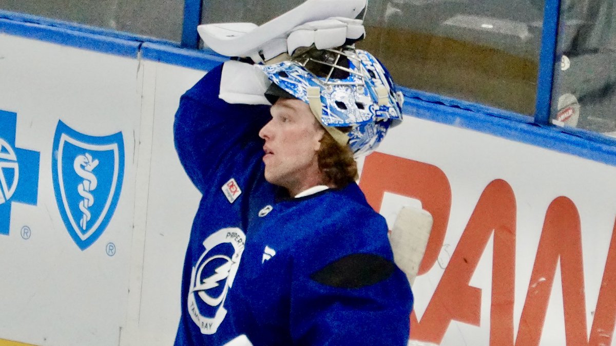 EddieInTheYard's tweet image. Some practice shots of Andrei Vasilevskiy’s return to #GoBolts practice today.