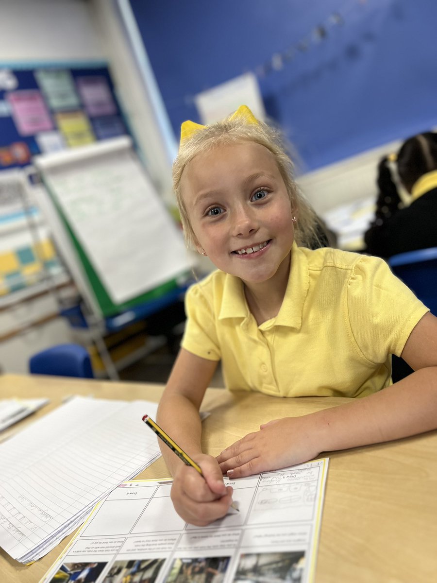 warren_farm_pri's tweet image. Excellence in Everything in action across the school
It really is a team effort at Warren Farm
The smiles say it all 😃🐝😃🐝
#ExcellenceinEverything
#WorkEthic #Ownership #Attitude