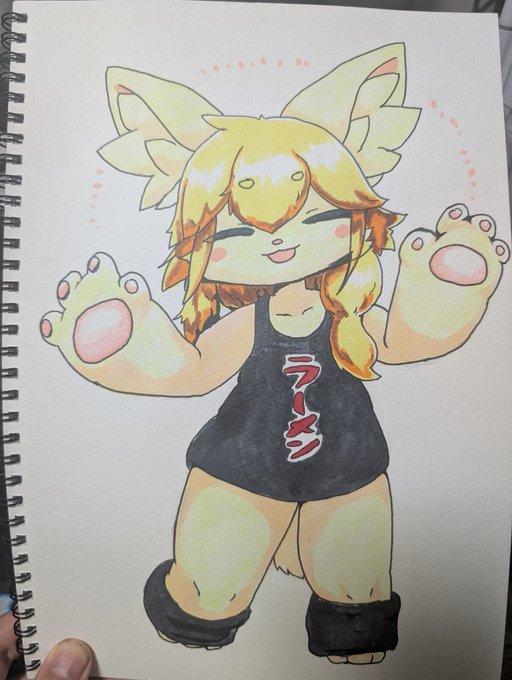 アナログ練習のらめんちゃん
らめんちゃんの肌の色白だよなって気づいたのは顔を塗ってからでした 