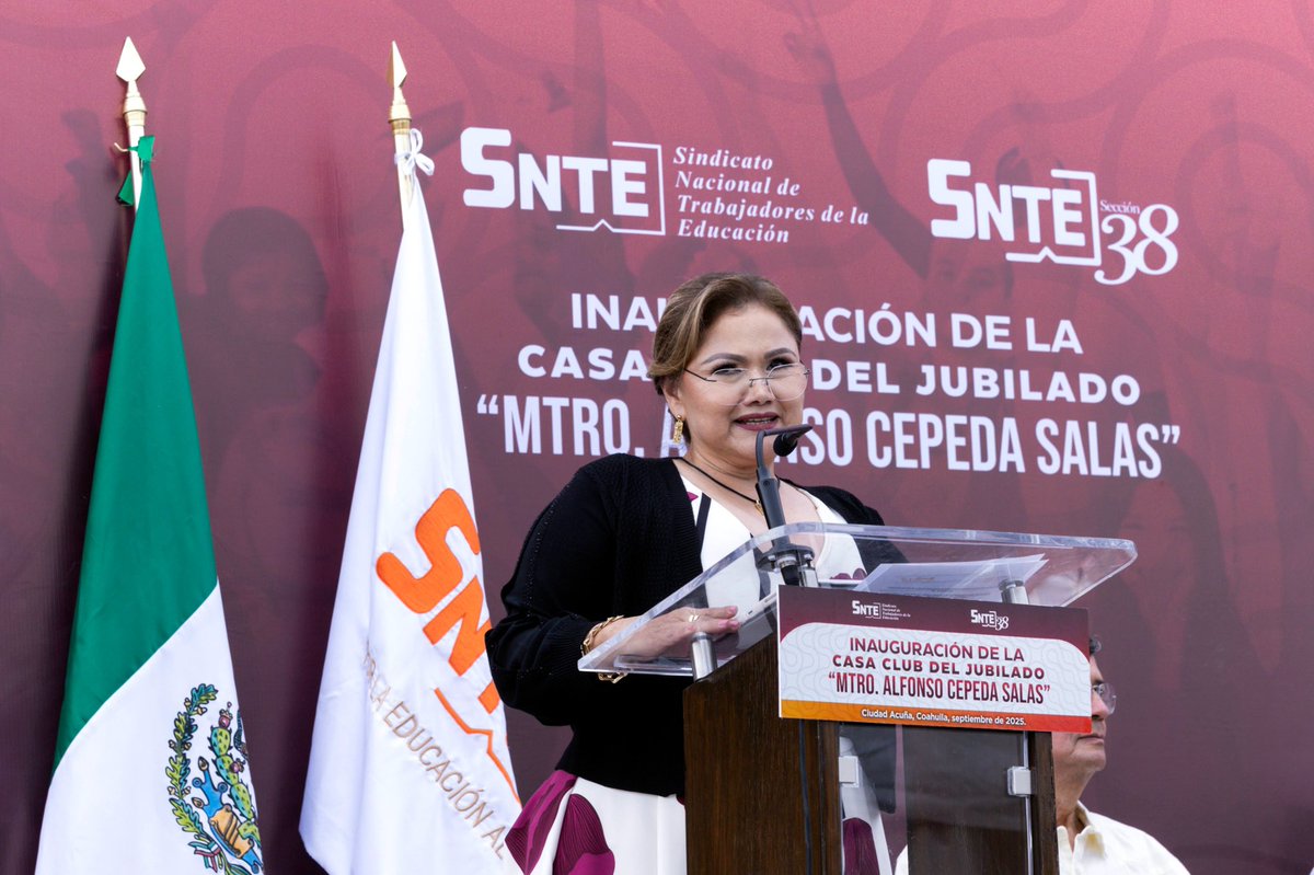 Al inaugurar en #Coahuila la Casa Club del Jubilado, el Srio. Gral. del #SNTE, Mtro. Alfonso Cepeda Salas, dijo que así como se honra la trayectoria de maestros retirados, se debe garantizar justicia laboral para las nuevas generaciones, con la desaparición de la <a href="/USICAMM_OFICIAL/">USICAMM</a>