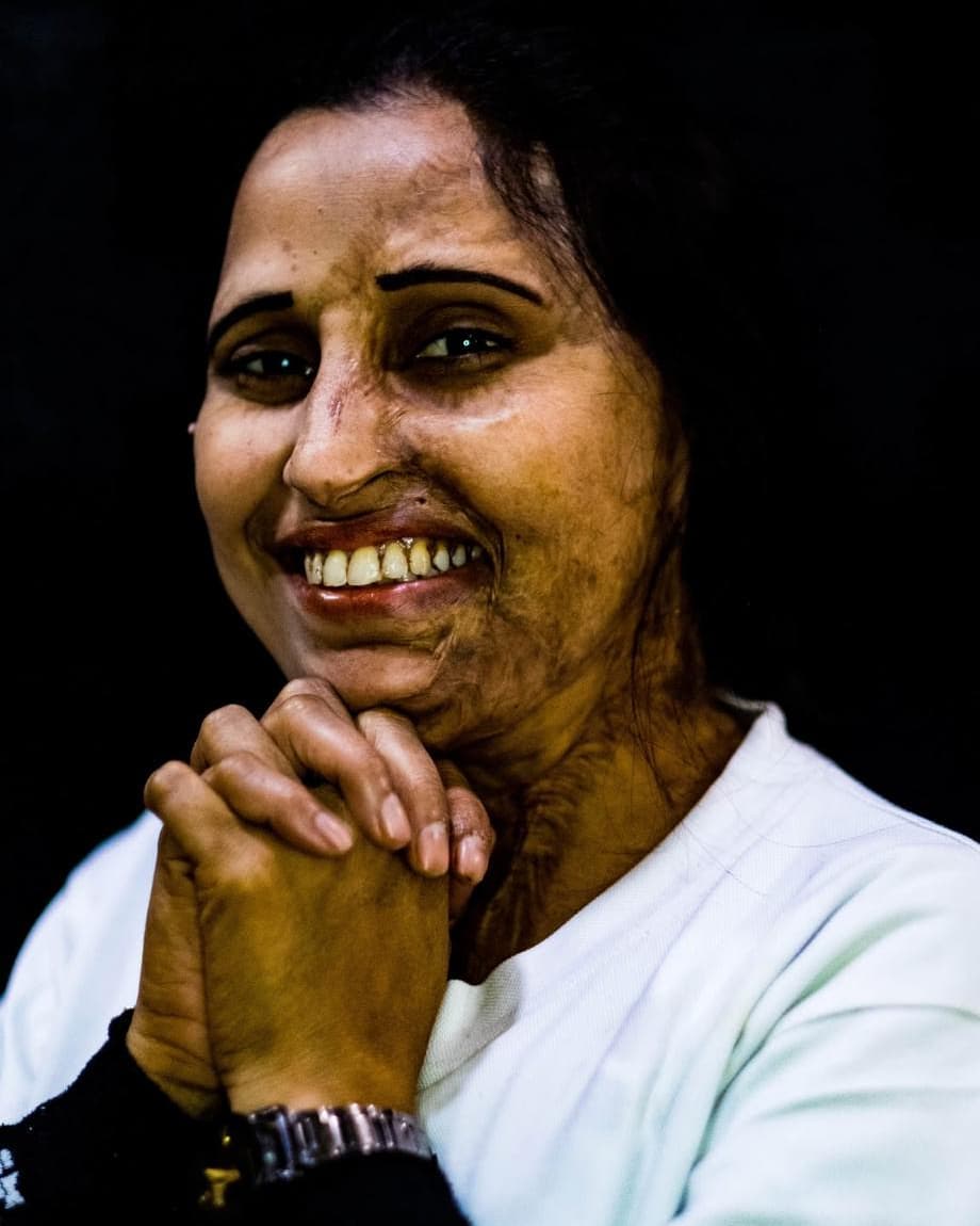 After 23 years, justice has finally reached our Shero <a href="/Rukaiyasheroes/">Rukaiya Khan</a>, an acid attack survivor working at <a href="/SheroesHangout/">Sheroes Hangout</a>, Agra. Her case shows how sensitive policing and committed governance can change lives. We thank <a href="/Uppolice/">UP POLICE</a> and <a href="/dgpup/">DGP UP</a> Shri Rajeev Krishna ji for their timely