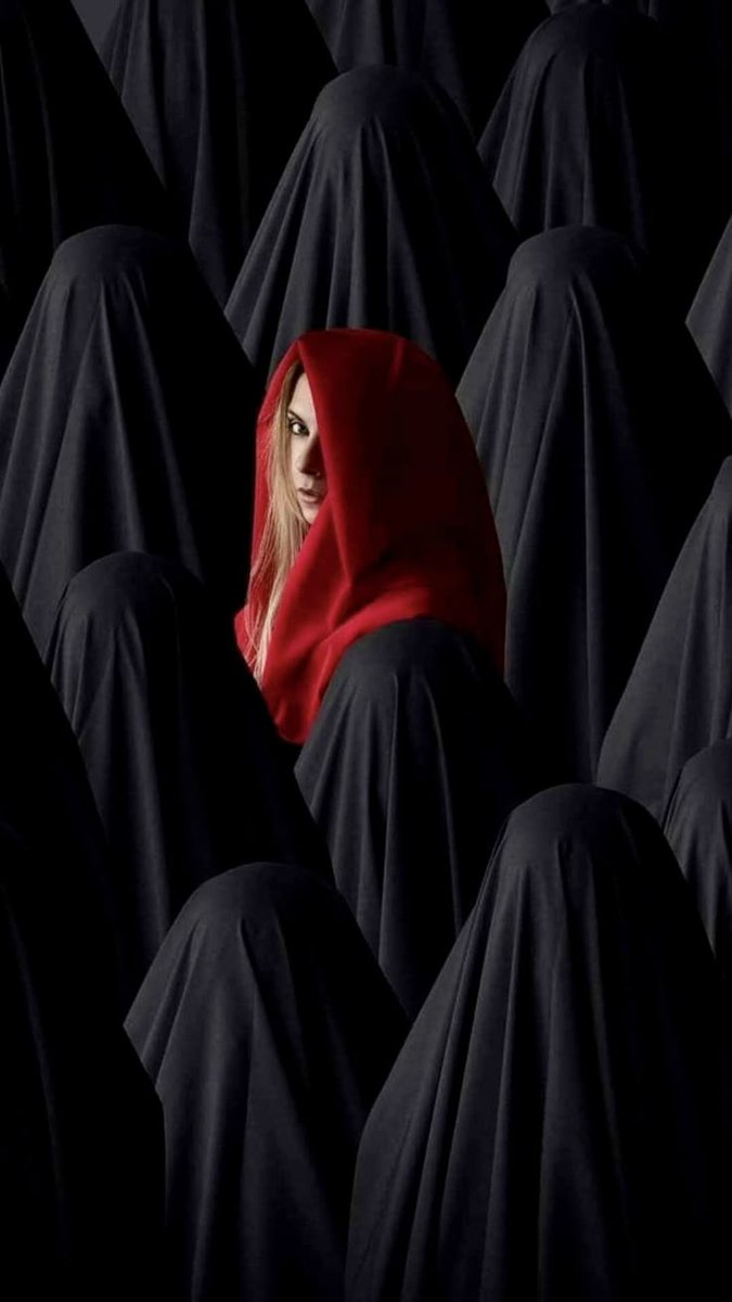 قید یہ دل کو کسی طور بھی مرغوب نہیں 
میں تیری دوست تو ہو سکتی ہوں محبوب نہیں
#خوشی 
#اردو_زبان