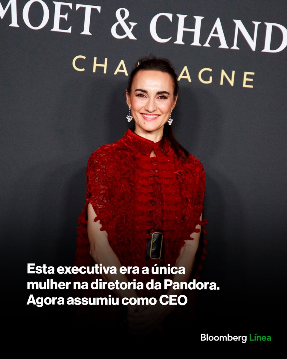 BloombergLineaB's tweet photo. Esta executiva era a única mulher na diretoria da Pandora. Agora assumiu como CEO. Saiba mais: https://t.co/kTNZDWdTZZ
#negócios #mulher #ceo #executiva https://t.co/IXCScIzUZW