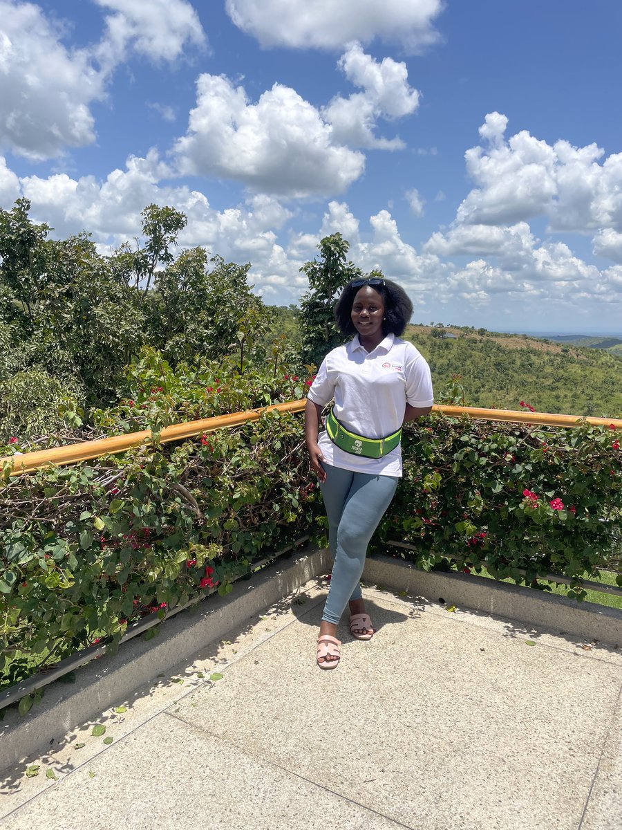 KemigishaLeeyah's tweet photo. At arise center in Arua, and this is what I call falling in love with nature over and over again ❤️💚☀️🌺
The view was giving
#exploreUg #moTWA #WTD2025
@MTWAUganda @ExploreUganda @ugandatourism @MUBSTV @makereretourism https://t.co/gGEe5zGAOv