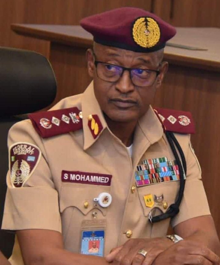 AS NIGERIA MARKS 65TH INDEPENDENCE ANNIVERSARY, CORPS MARSHAL SHEHU MOHAMMED CONGRATULATES THE NATION, SUES FOR PEACE AND TRANQUILITY 

The Corps Marshal of the Federal Road Safety Corps (FRSC), Mallam Shehu Mohammed has congratulated the President and Commander-in-Chief of the
