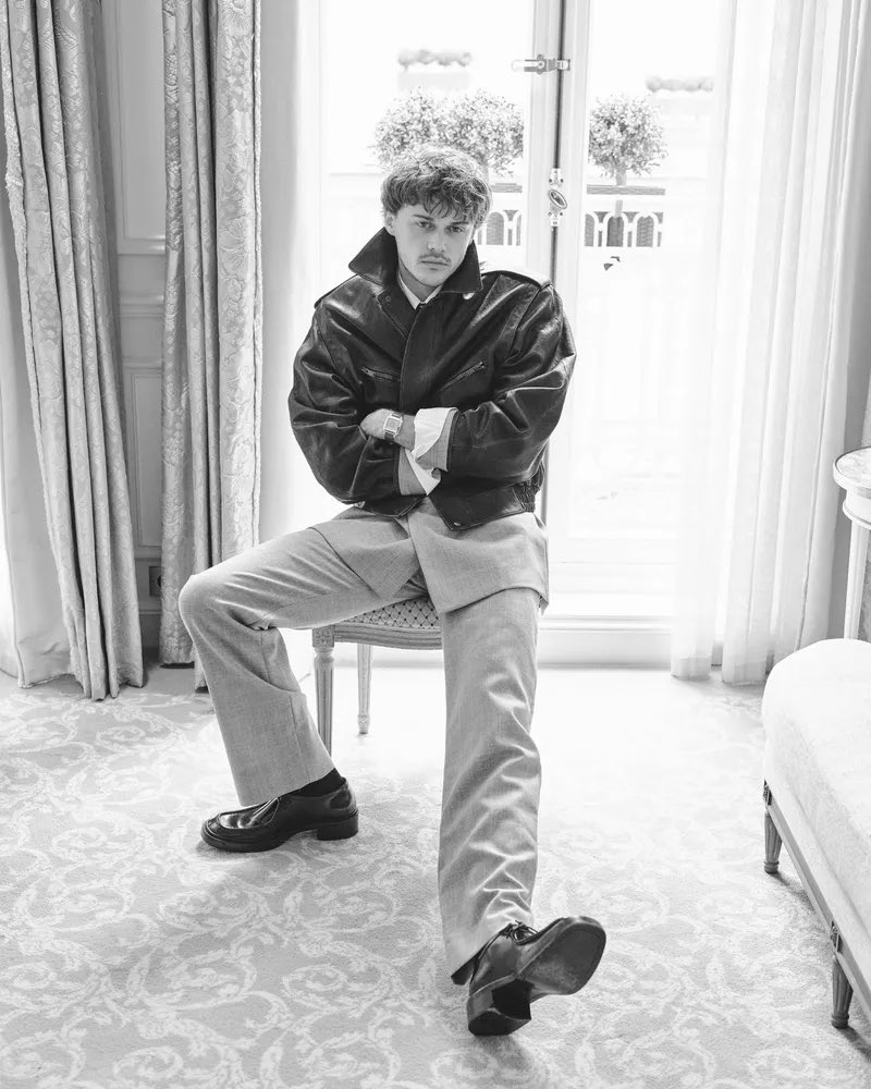 CHRIS BRINEY SAVE ME… SAVE ME CHRIS BRINEY…