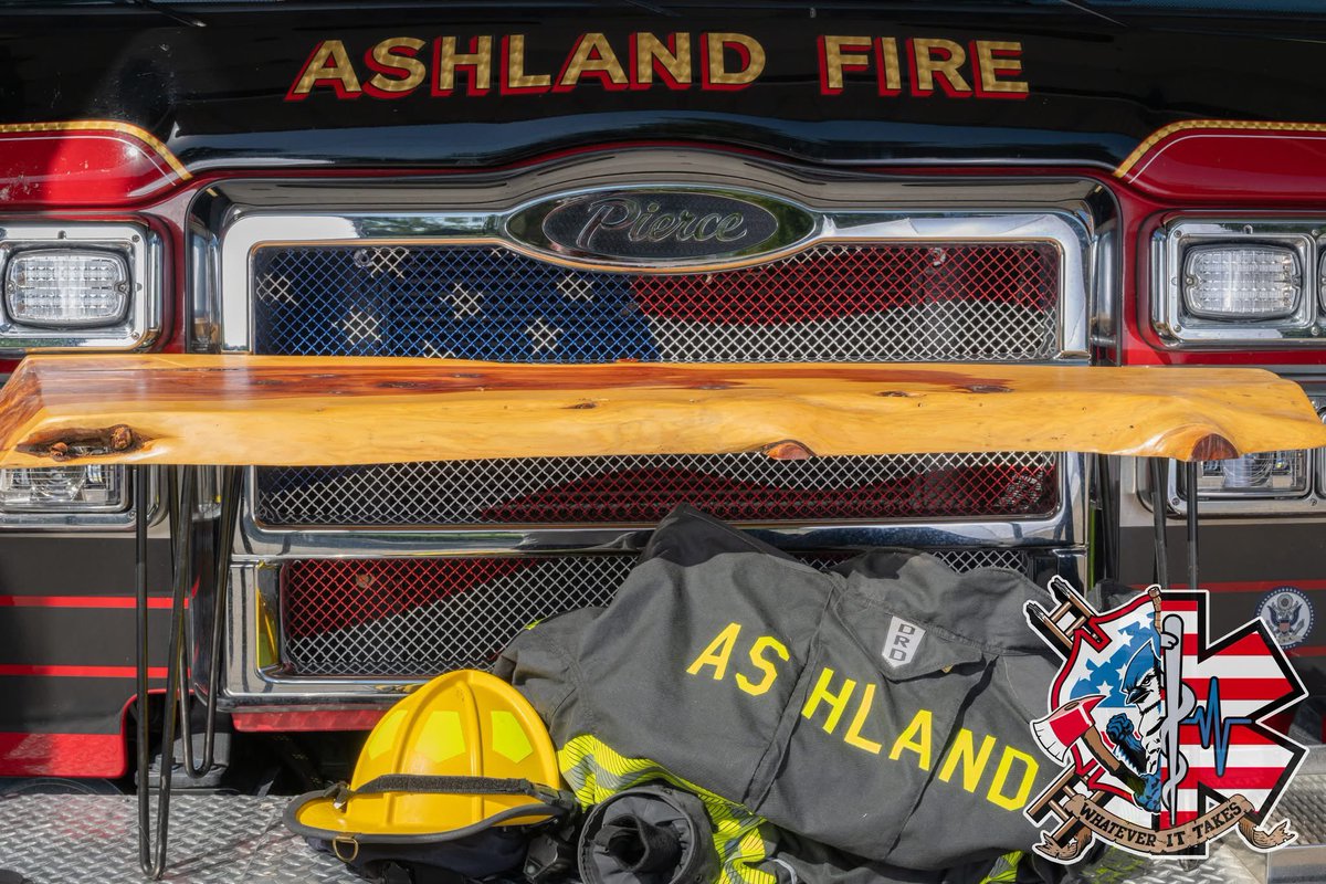 BBQ fundraiser silent auction item available for bidding this Saturday at 5pm.

Custom bench donated by Miller Rustic Designs

#AshlandNebraska