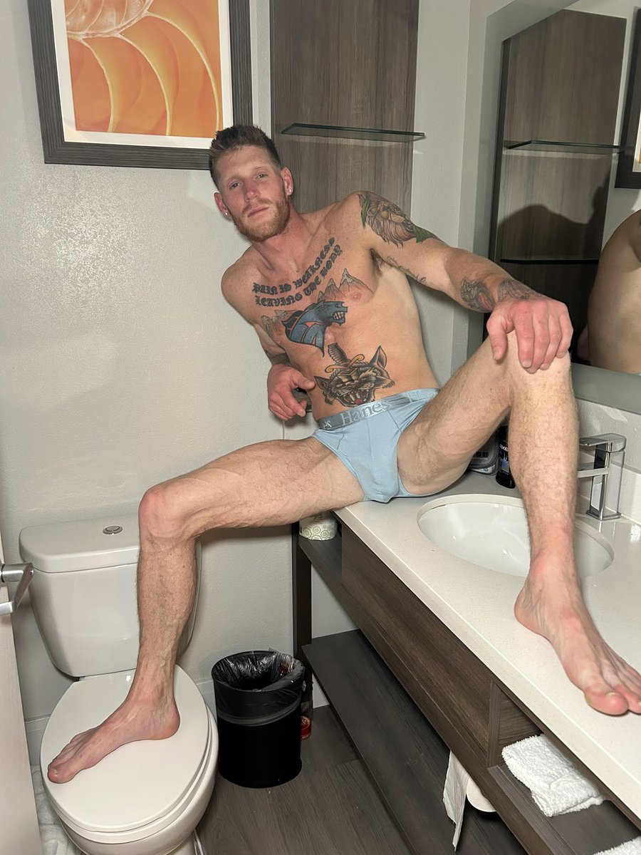 Danny_Daddy21's tweet photo. Free 30 day trials 🔥💙
*tons of new content**

https://t.co/pMjs3YSP30 https://t.co/SWCcnnqw86