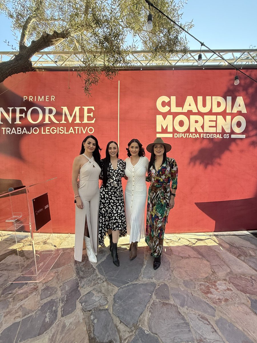 En el 2018 tuve la oportunidad de conocer y vivir por un tiempo en el bello estado de #BajaCalifornia, me establecí mayormente en Mexicali, Tijuana y Tecate, no pude darme el tiempo de conocer el Valle de Guadalupe. 
Me siento muy contenta y agradecida con mi amiga