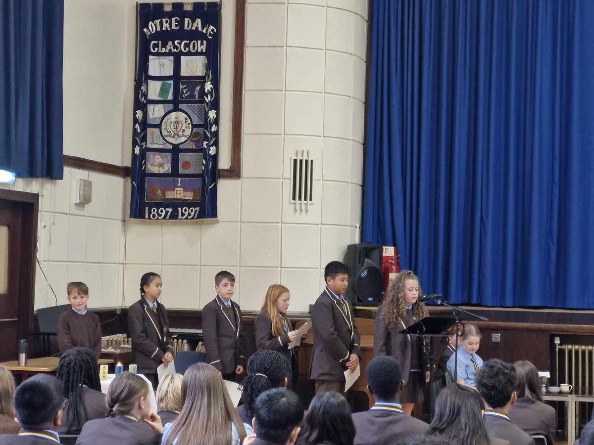 Mrs Hamilton tweet media